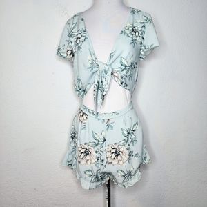 Show Me Your Mumu Blue Romper Sz S Tie Front w Ruffle Edge  Shorts, Floral